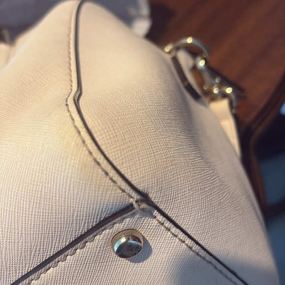 Kate Spade  Pink Satchel Crossbody bag  Saffiano leather  light pink Silvertone - Picture 13 of 17